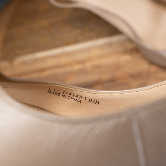 Cole Haan Cream Peep Toe Heel Slingbacks Career Cocktail Size 9.5 B EUC - Picture 7 of 9